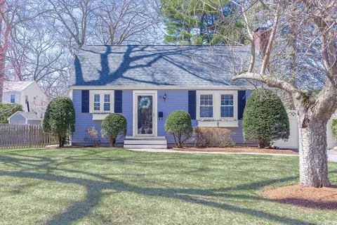 Exterior - 16 Hampton Rd, Natick, MA 01760 photo 9 of 9