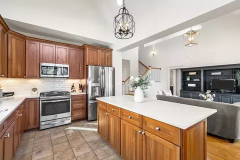 7 Courtyard Pl #7, Reading, MA 01867 photo 8