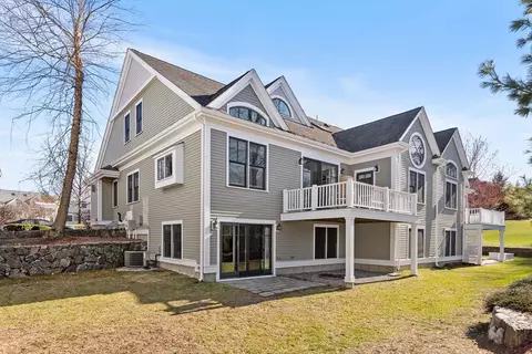 7 Courtyard Pl #7, Reading, MA 01867 photo 4