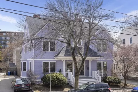 6 Whittemore St #6, Arlington, MA 02474