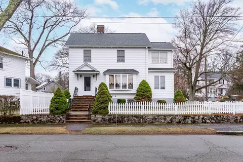 62 Hutchins, Medford, MA 02155
