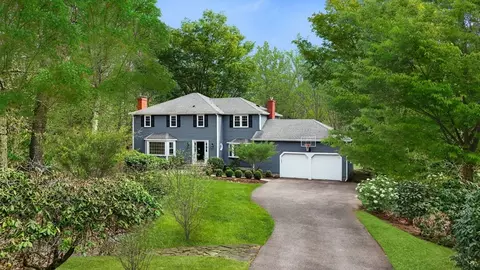 3 Surrey Ln, Sherborn, MA 01770