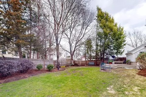 Exterior - 96 West St, Reading, MA 01867 photo 2 of 5