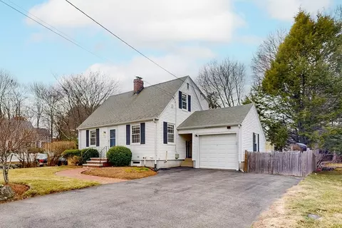 96 West St, Reading, MA 01867