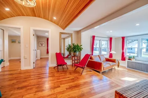 27 Bryan Ave, Easthampton, MA 01027 photo 9