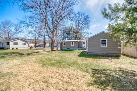 27 Bryan Ave, Easthampton, MA 01027 photo 5