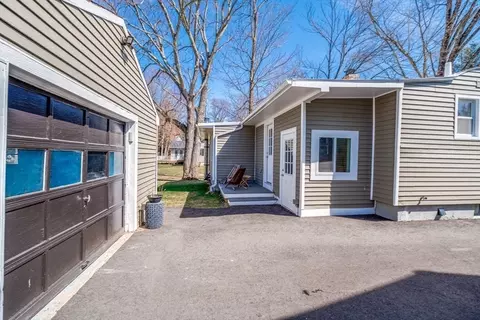 27 Bryan Ave, Easthampton, MA 01027 photo 32