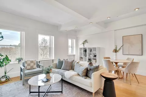 1080 Beacon St #5D, Brookline, MA 02446