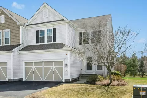 22 Crispwater Way #22, Hopkinton, MA 01748