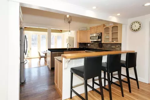 31 Pine St, Natick, MA 01760 photo 9
