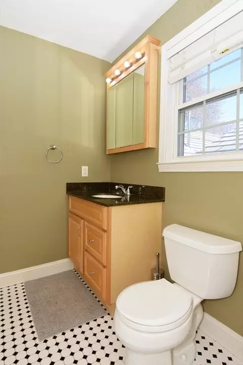 31 Pine St, Natick, MA 01760 photo 27