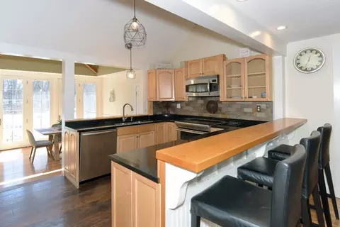 31 Pine St, Natick, MA 01760 photo 10