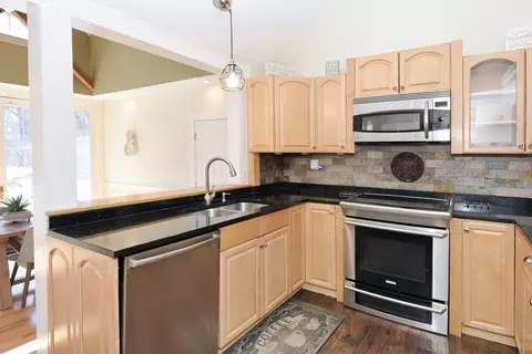 31 Pine St, Natick, MA 01760 photo 14