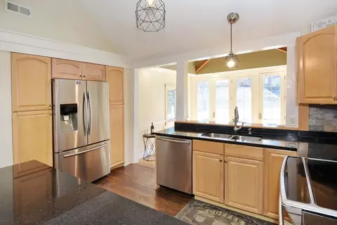 31 Pine St, Natick, MA 01760 photo 13
