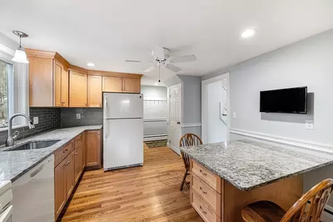 14 Thompson St, Dedham, MA 02026 photo 19