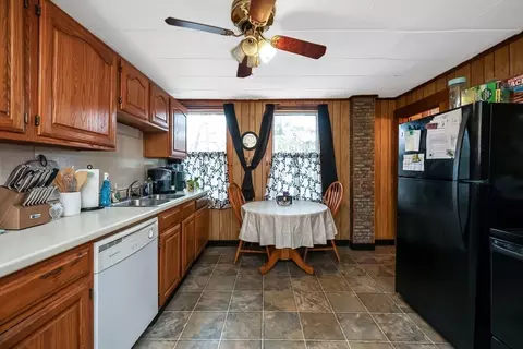 29-31 Canal St, Ware, MA 01082 photo 16