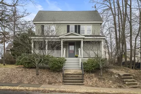 52 Hillside Rd, Watertown, MA 02472