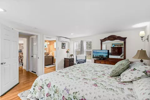 Bedroom - 59 Wapping Rd, Kingston, MA 02364 photo 3 of 7