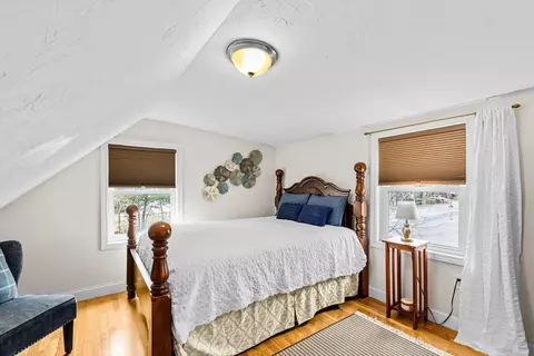 Bedroom - 59 Wapping Rd, Kingston, MA 02364 photo 5 of 7