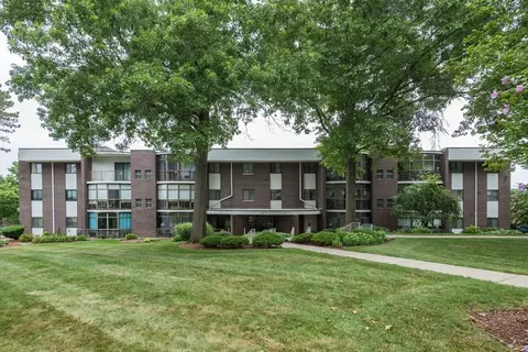 34 South St #103, Quincy, MA 02169