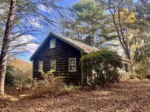 28 Indian Neck Rd, Wareham, MA 02571 photo 6