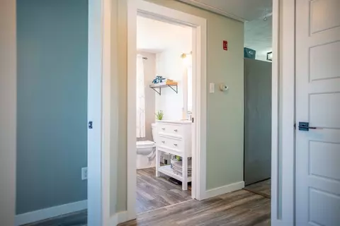 Entry Way - 10 Marilyn Rd, Bourne, MA 02532 photo 3 of 4