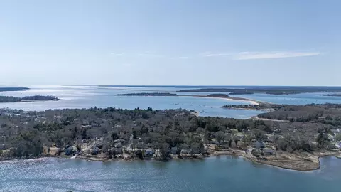 View/Area - 10 Marilyn Rd, Bourne, MA 02532 photo 3 of 4