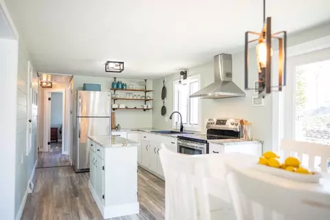 Kitchen - 10 Marilyn Rd, Bourne, MA 02532 photo 2 of 3