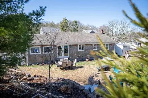 Exterior - 10 Marilyn Rd, Bourne, MA 02532 photo 4 of 4