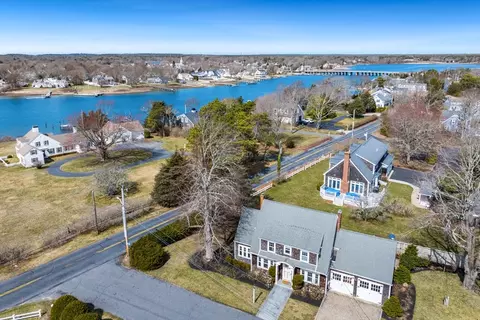 40 Chase Ave, Dennis, MA 02670