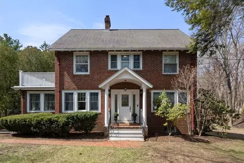 7 Highland St, Weston, MA 02493