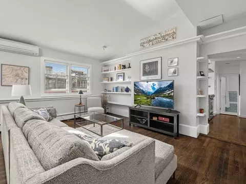 82-84 Waltham #10, Boston, MA 02118