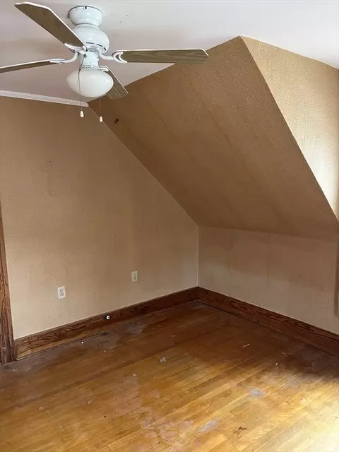 22 Commonwealth Ave, Worcester, MA 01604 photo 16