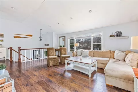1 Country Ln, Hingham, MA 02043 photo 6