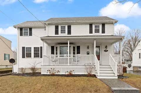 19 Rockdale Ave, Peabody, MA 01960