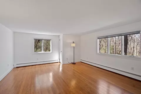 Bedroom - 75 Westcott Rd, Harvard, MA 01451 photo 3 of 3
