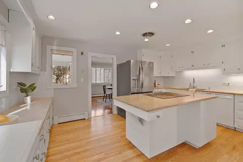 Kitchen - 75 Westcott Rd, Harvard, MA 01451 photo 3 of 6