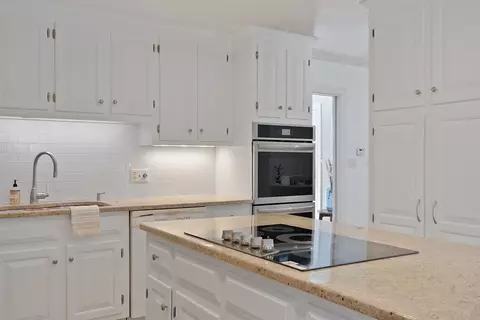 Kitchen - 75 Westcott Rd, Harvard, MA 01451 photo 5 of 6