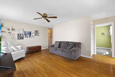 Living - 10 White St, Acushnet, MA 02743 photo 1 of 2