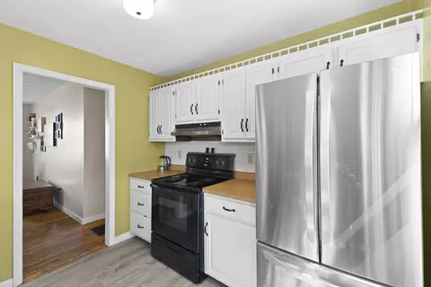 Kitchen - 10 White St, Acushnet, MA 02743 photo 4 of 4