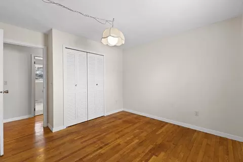 Bedroom - 10 White St, Acushnet, MA 02743 photo 7 of 10