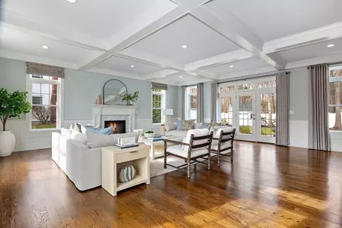 229 Bristol Rd, Wellesley, MA 02481 photo 16