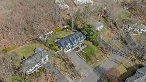 229 Bristol Rd, Wellesley, MA 02481 photo 42