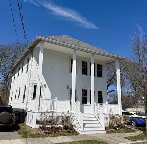 55-57 Lucas St, New Bedford, MA 02744
