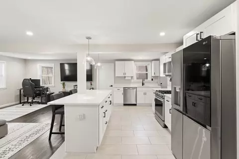 Kitchen - 11 Appleton Ter, Everett, MA 02149 photo 1 of 2