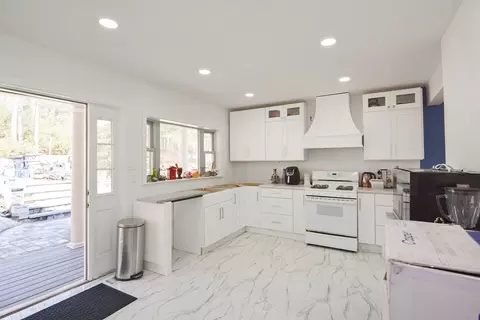71 Uxbridge Rd, Mendon, MA 01756 photo 19