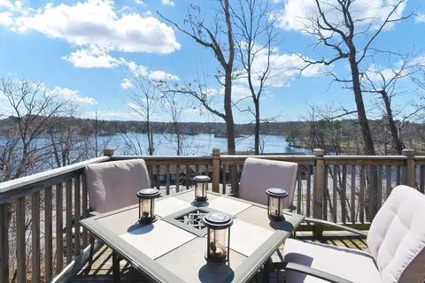 71 Uxbridge Rd, Mendon, MA 01756 photo 16