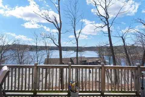 71 Uxbridge Rd, Mendon, MA 01756 photo 14