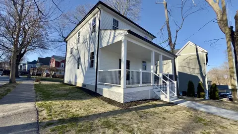 Exterior - 23 Ferdinand St, Worcester, MA 01603 photo 4 of 5