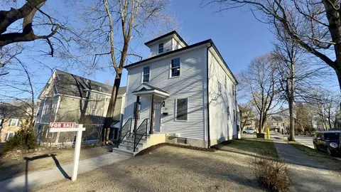 Exterior - 23 Ferdinand St, Worcester, MA 01603 photo 2 of 5